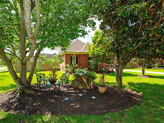 5th image of 1039 Summer Cape Cir