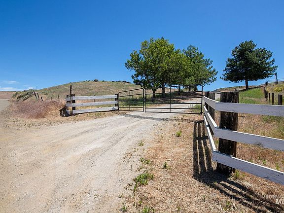 5th image of 11995 Brownlee Rd