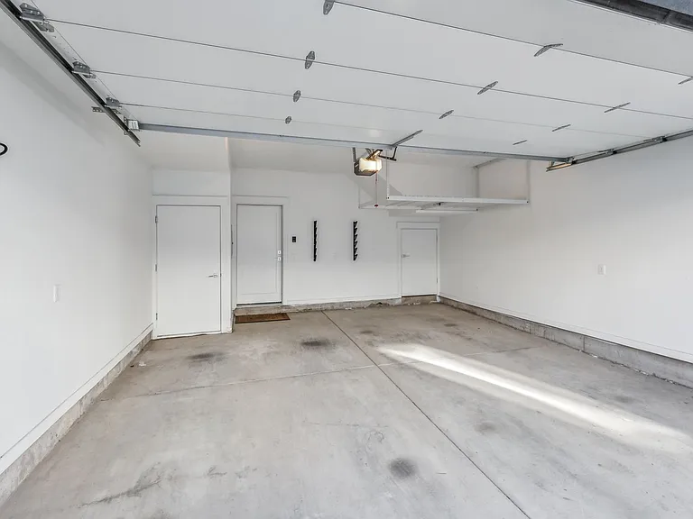 322 W Reed Ave N — Photo 15