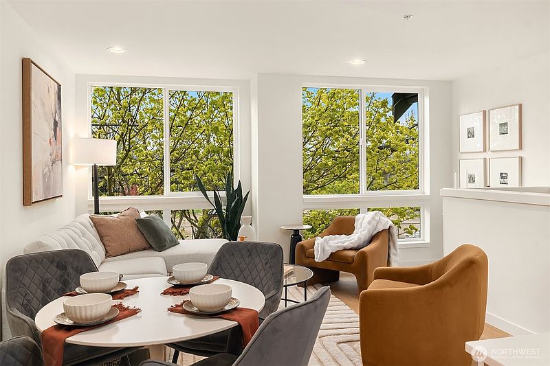 5th image of 952 NW 54th Street