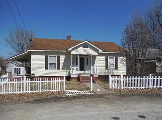 207 W 17th St, Metropolis, IL 62960