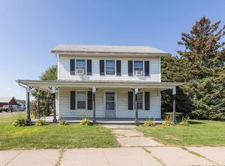 1520 20th St, Hazel Green, WI 53811