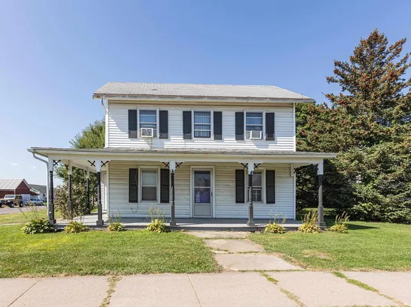 1520 20th Street, Hazel Green, WI 53811