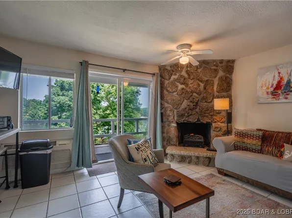 91 Wheel House Cir #19, Lake Ozark, MO 65049