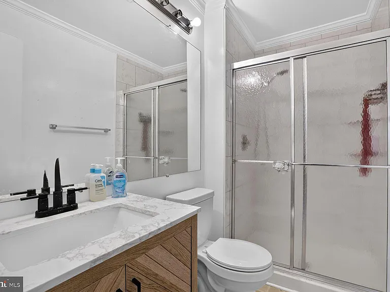10714 Gideon Ct — Photo 9