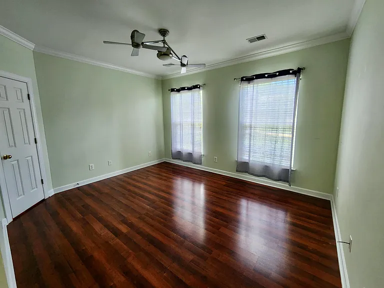1375 Hopton Cir — Photo 10