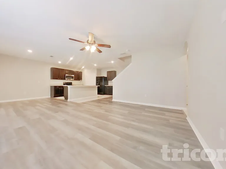 5990 Churchill Square Way — Photo 3