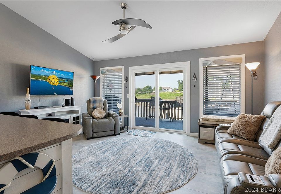 1st image of 45 Southwood Shores Pl #4D