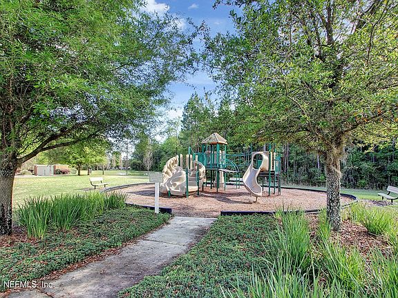 5th image of 85041 MAJESTIC WALK Boulevard