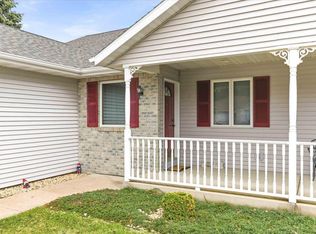 4641 Ridgeview Ct, Wisconsin Rapids, WI 54494