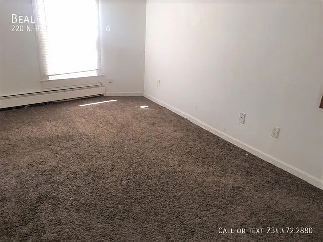 220 N Hamilton St #6 — Photo 5