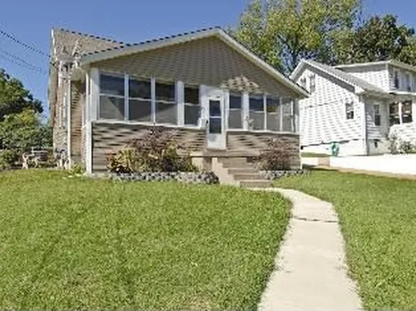 24 Fernridge Ave, Valley Park, MO 63088