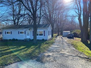 4064 E Center St, Conneaut, OH 44030