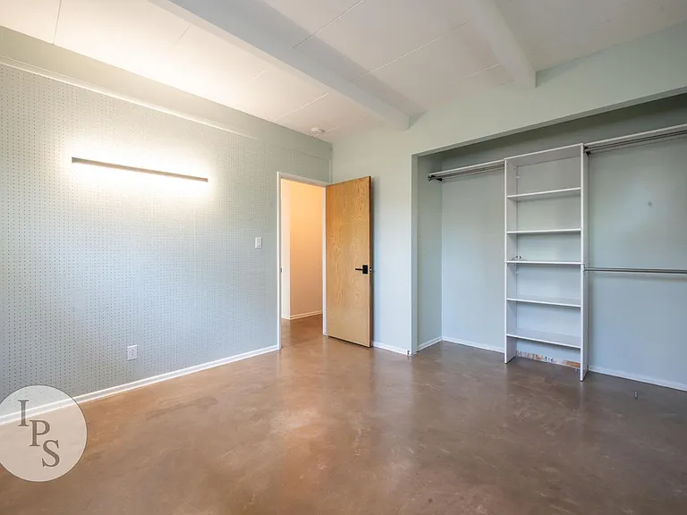 4096 N Sherman St — Photo 13