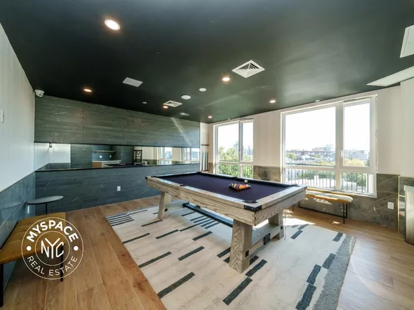 280 Meeker Avenue image 15 of 28