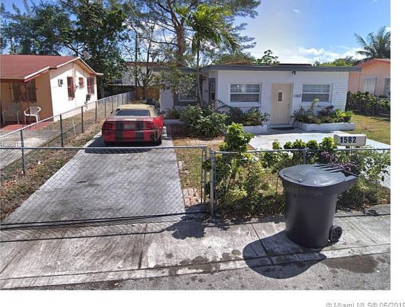 1st image of 1582 NE 151st Ter