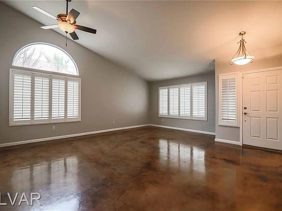 5th image of 1727 Heather Oaks Way