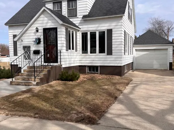 1212 1st St SW, Wadena, MN 56482