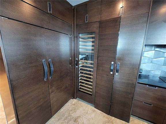 4th image of 400 Peachtree St Nw #3916