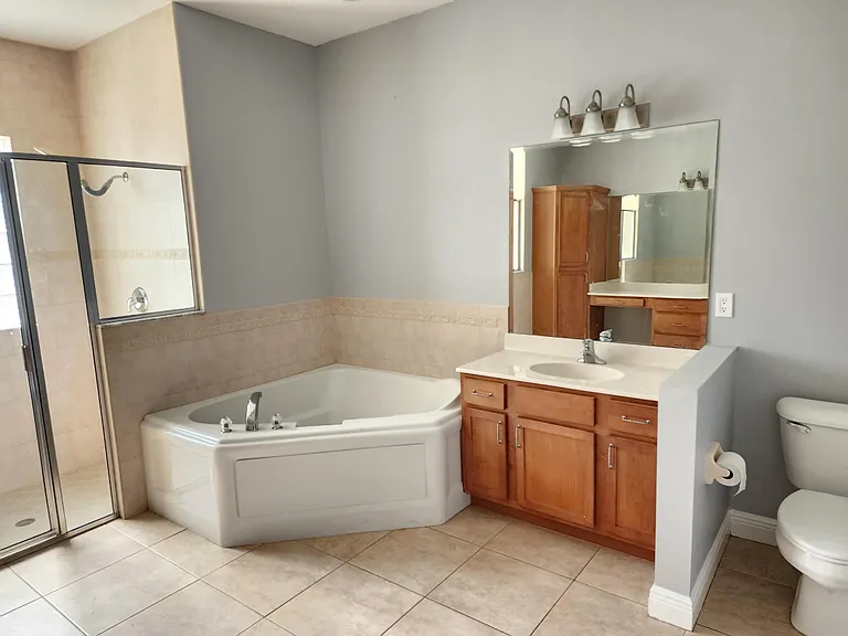 4374 SW Savona Blvd — Photo 12