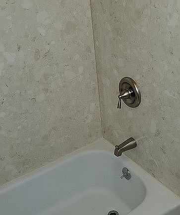 4th image of 3127 Arlingtowne Ln