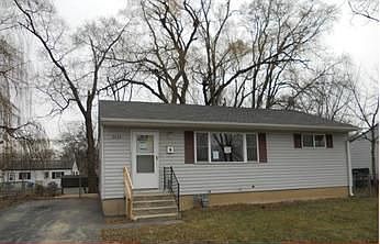 1st image of 2633 Yeoman St