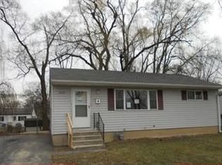 2633 Yeoman St, Waukegan, IL