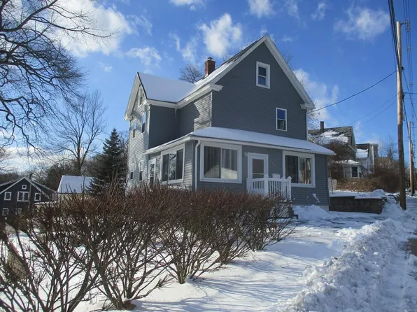 133 Grattan St, Chicopee, MA 01020