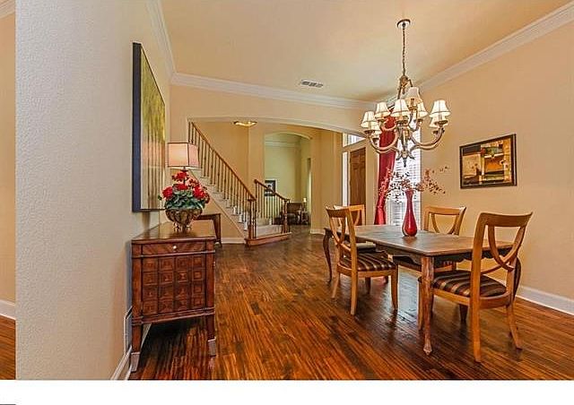 1st image of 2104 Savannah Dr