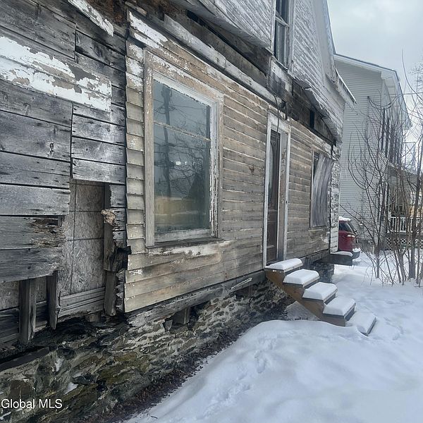 4th image of 244 N Main Street