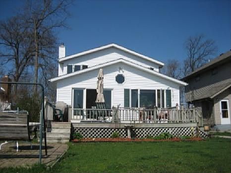 1st image of 9905 Woodlawn Dr