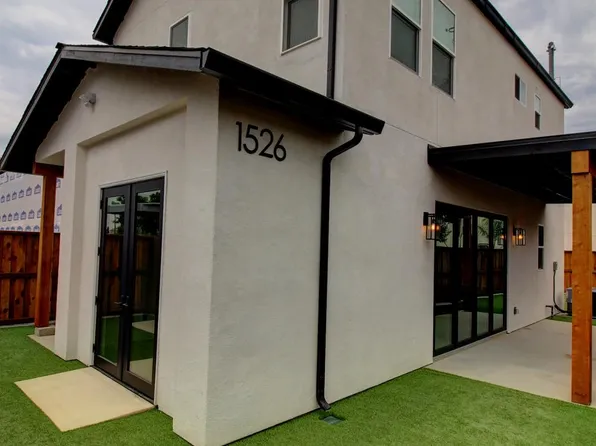 1526 3rd St, Escalon, CA 95320