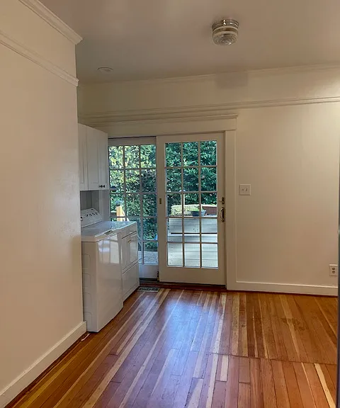 4612 Meridian Ave N — Photo 3