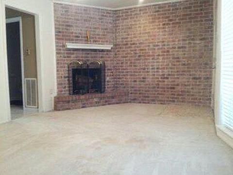 5th image of 425 Sunset Dr