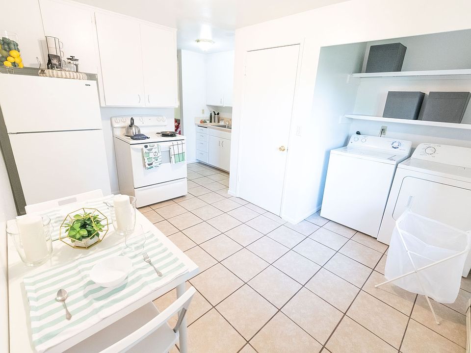 1st image of 619 1st Ave S #30