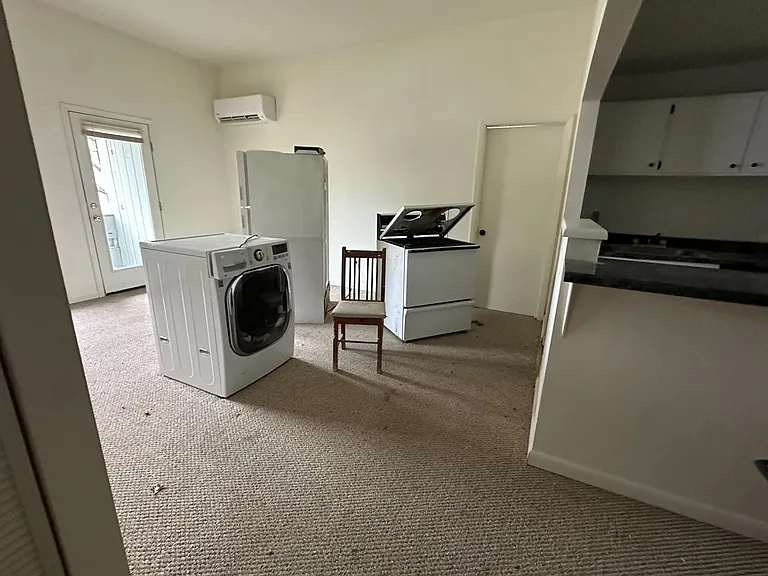 University Park Apartments near Cornell University — Photo 170