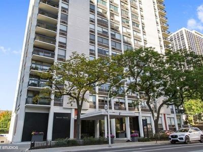 1455 N Sandburg Ter #2709B, Chicago, IL, 60610