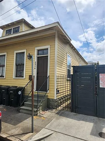 3312 Loyola Ave