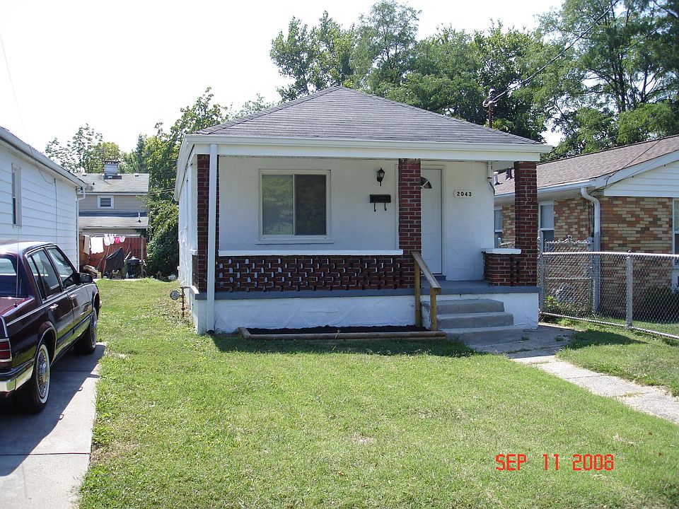 1st image of 2043 2nd Ave