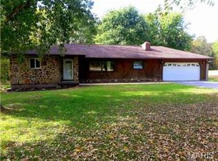 5301 Country Club Rd, Washington, MO 63090