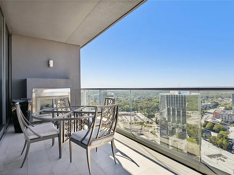 3344 Peachtree Rd NE #3202 — Photo 3