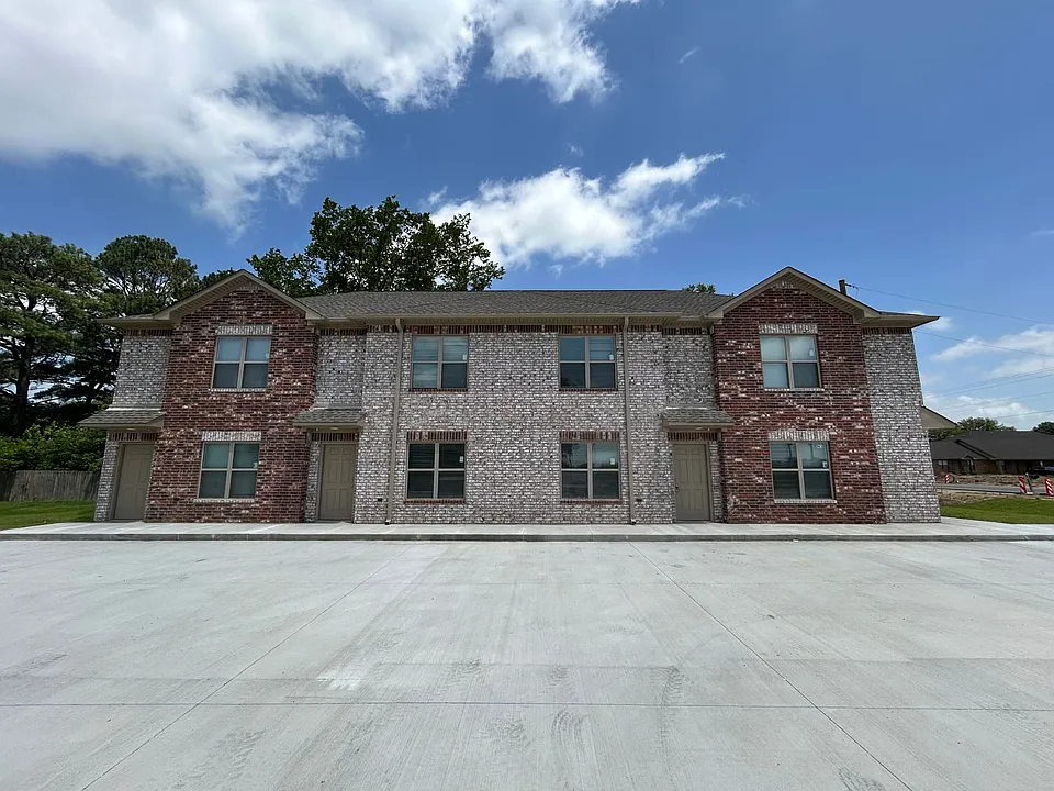 903 Martin Luther King Jr Dr