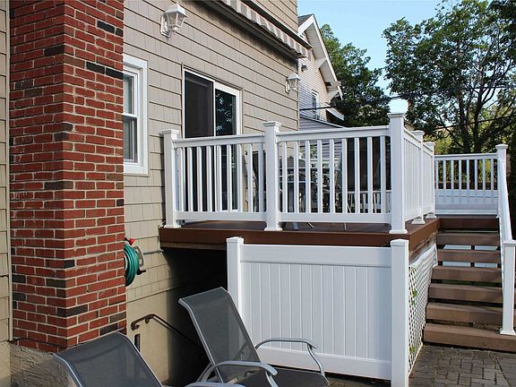 3rd image of 12 Osborne Pl