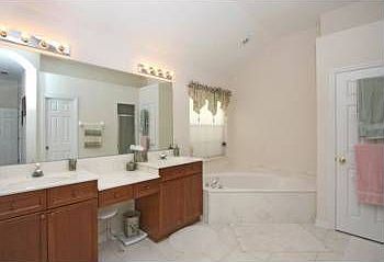 4th image of 12494 Briarmead Ln