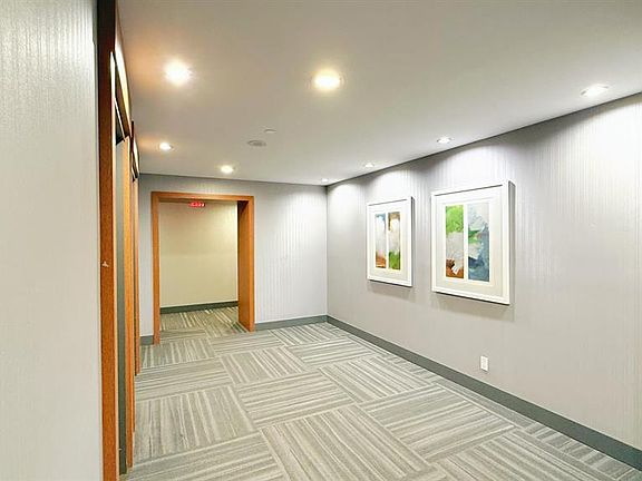 5th image of 510 S 6th Ave SE #1207