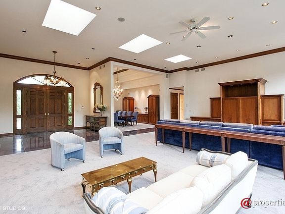 Living Room/Family Room