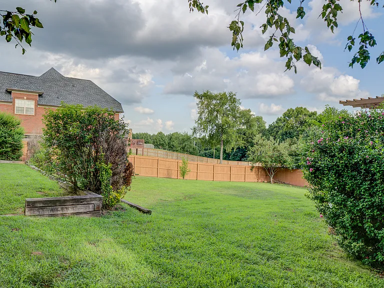 1501 Benton Park Pl — Photo 51