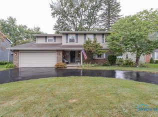 6023 Brainard Dr, Sylvania, OH 43560