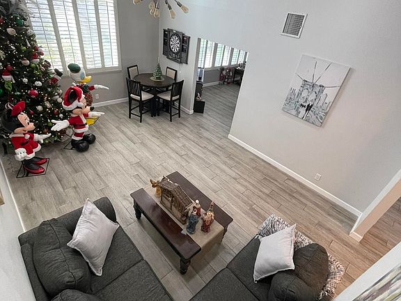 4th image of 10024 Fenway Dr