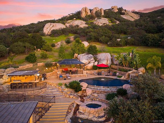 5th image of 19491 Deerhorn Valley Rd